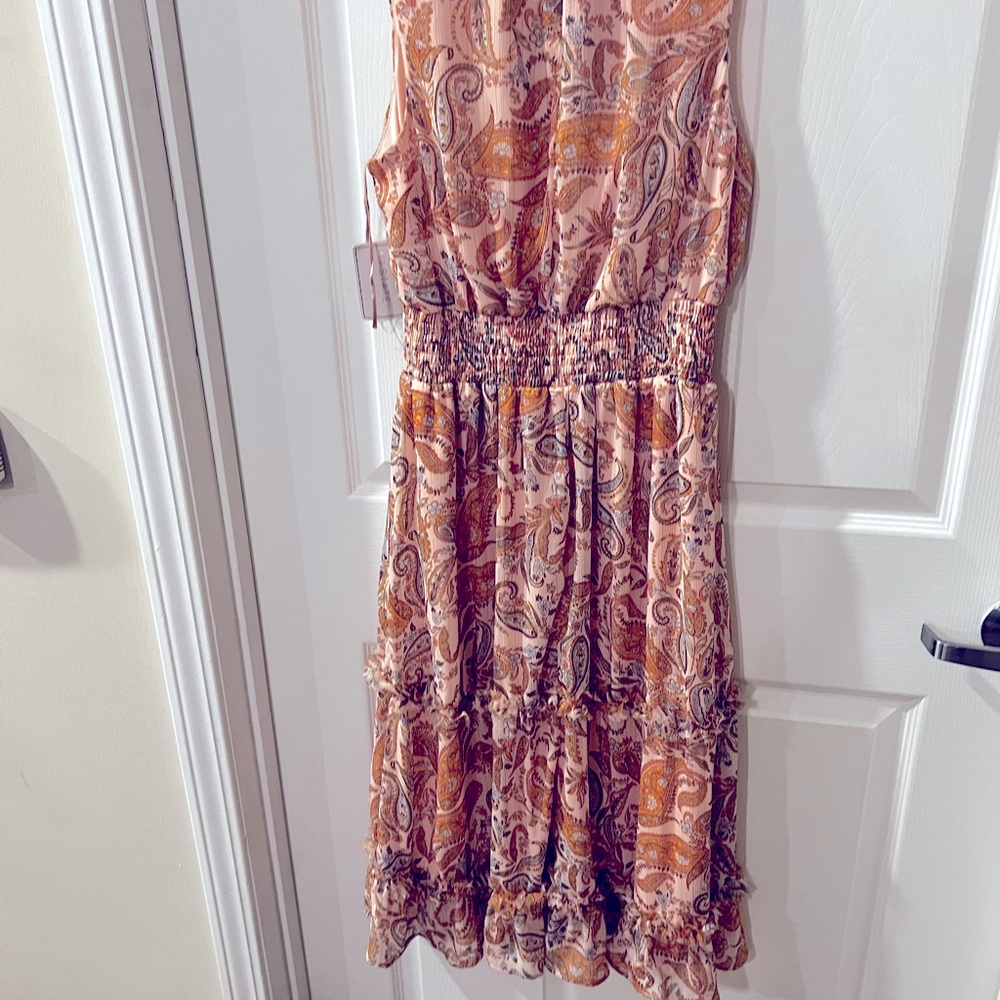 Beautiful summer dress sleeveless NWT